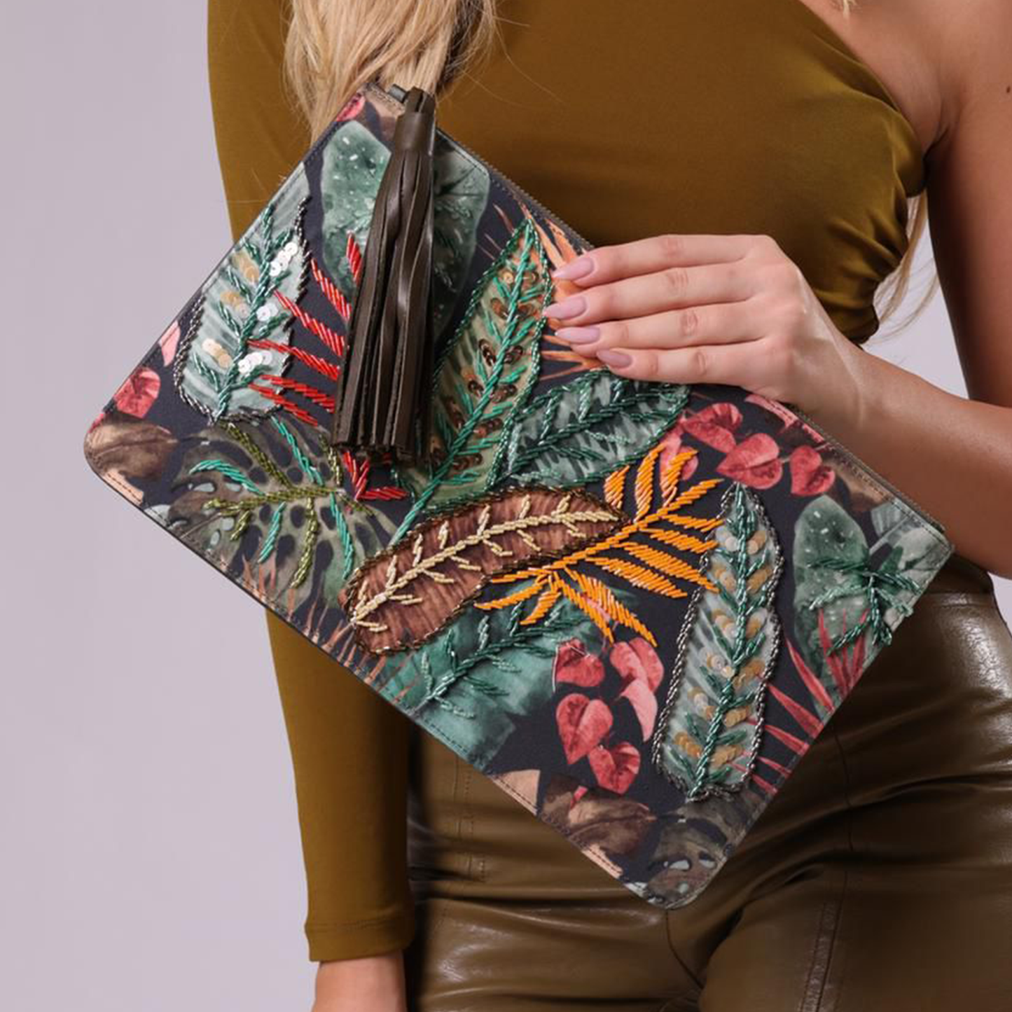 Beaded Bag with Leaves