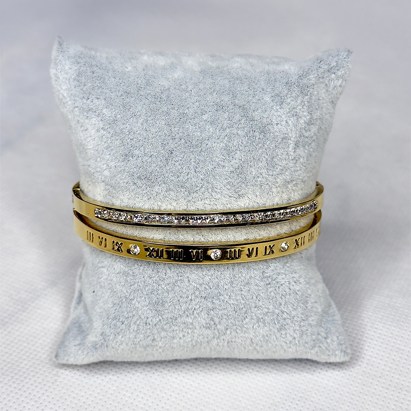 Cuff Bracelet in Gold